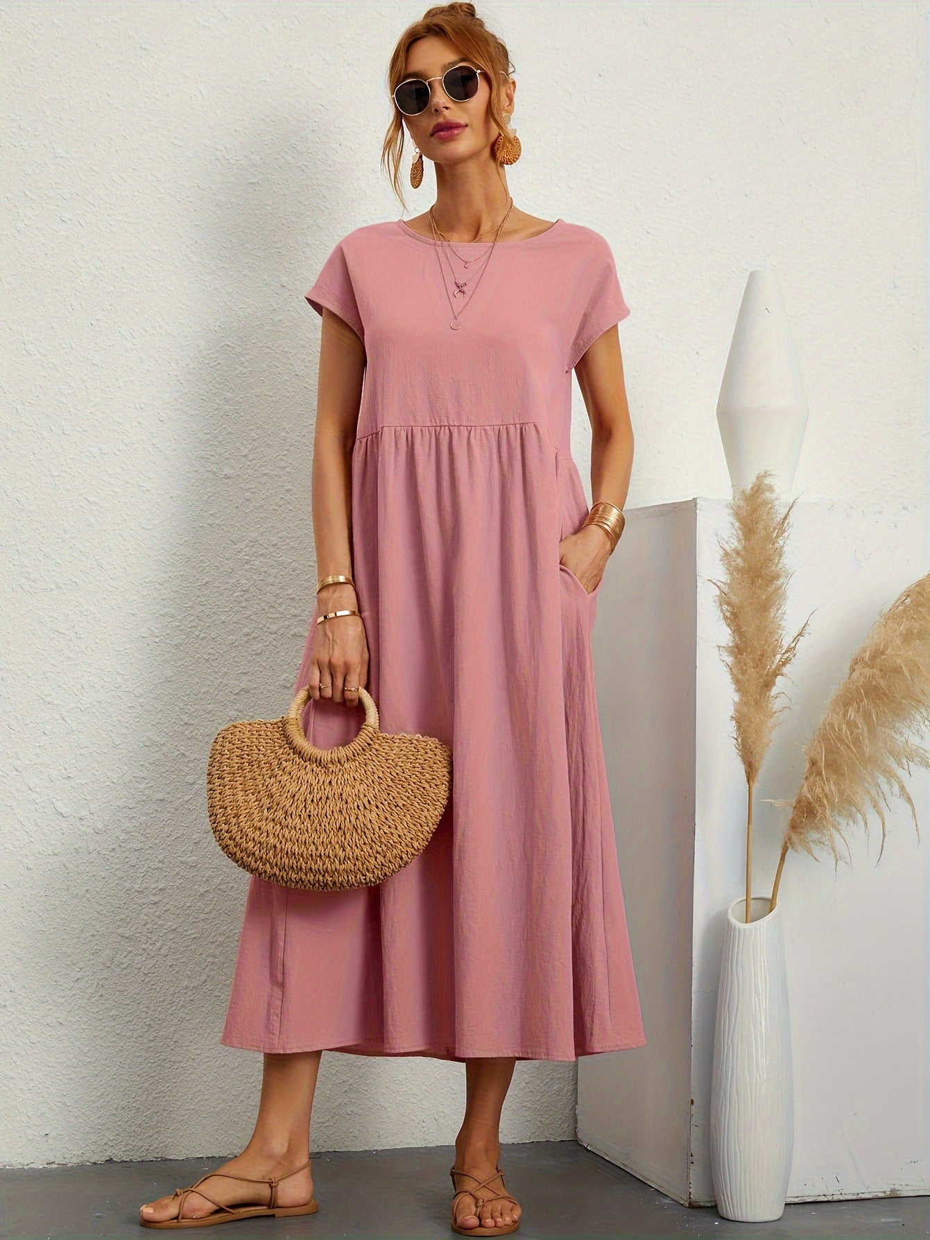 Robe Midi Fluide Élégante