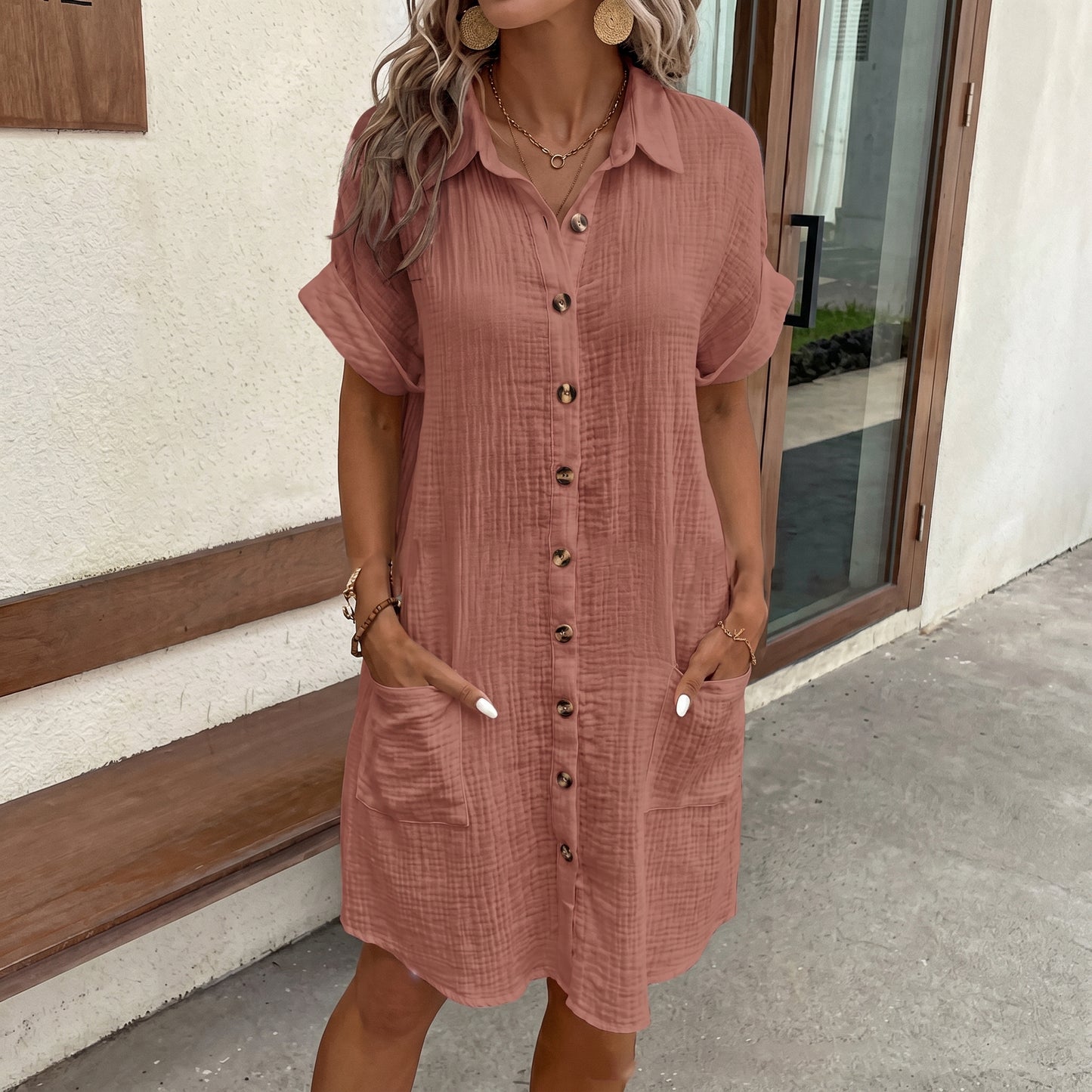 Robe en lin chic à boutons