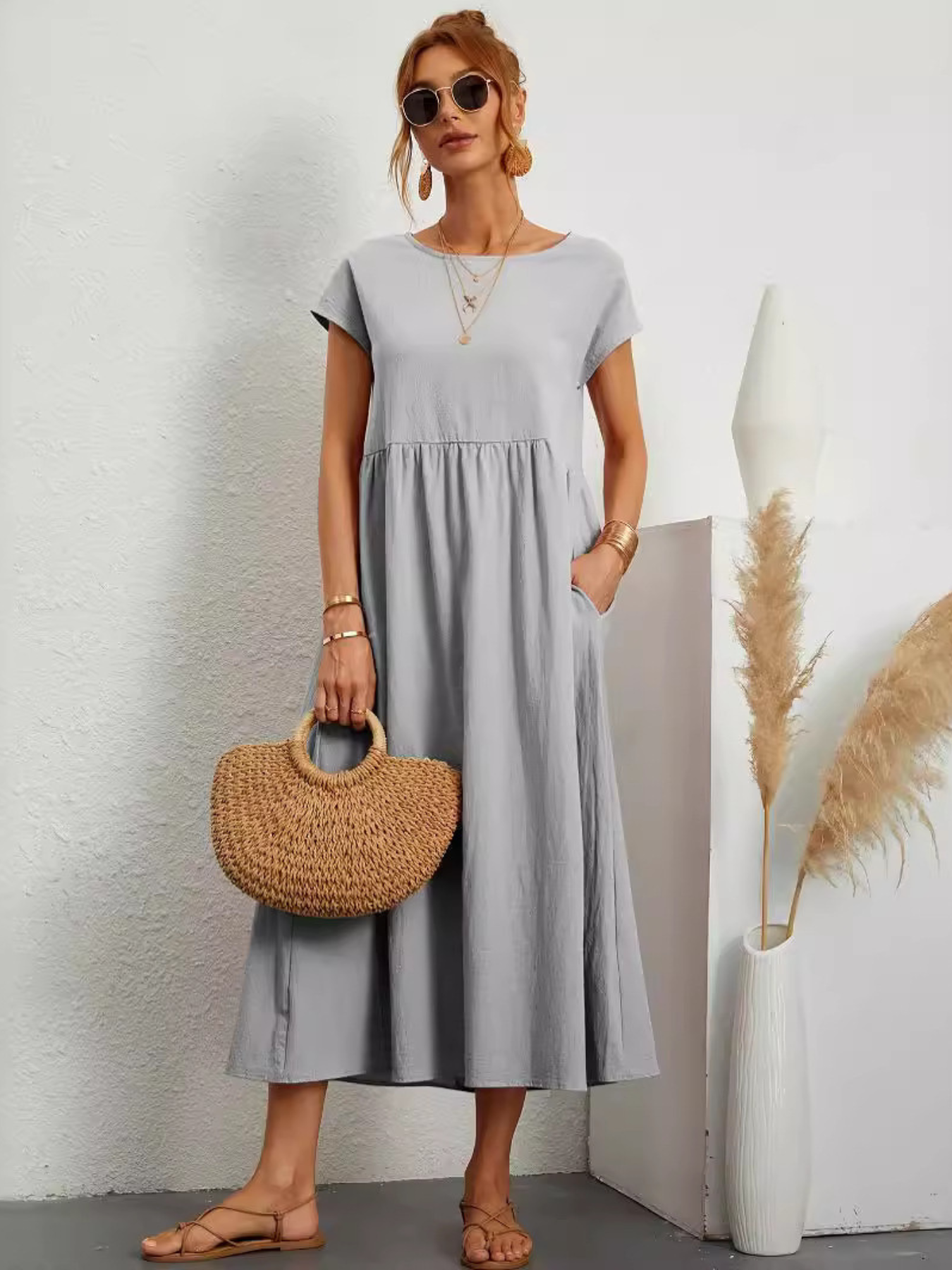Robe Midi Fluide Élégante