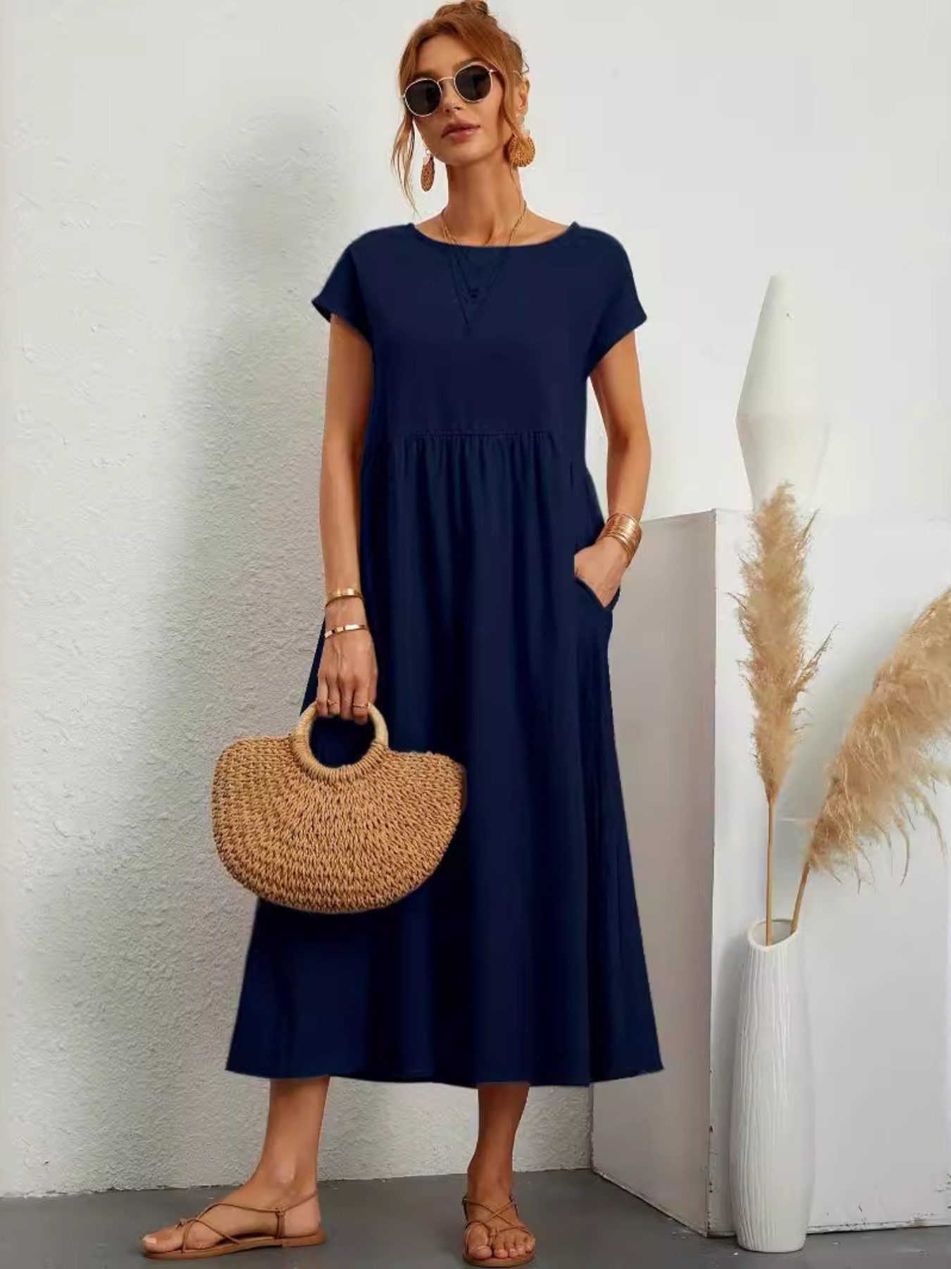 Robe Midi Fluide Élégante