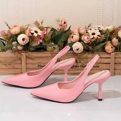 Escarpins pointus de style slingback en cuir rose Nolisse avec petit talon aiguille fin pour femme.