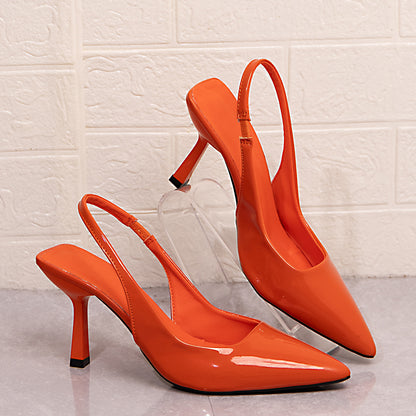 Escarpins pointus de style slingback en cuir rouge orangé Nolisse avec petit talon aiguille fin pour femme.