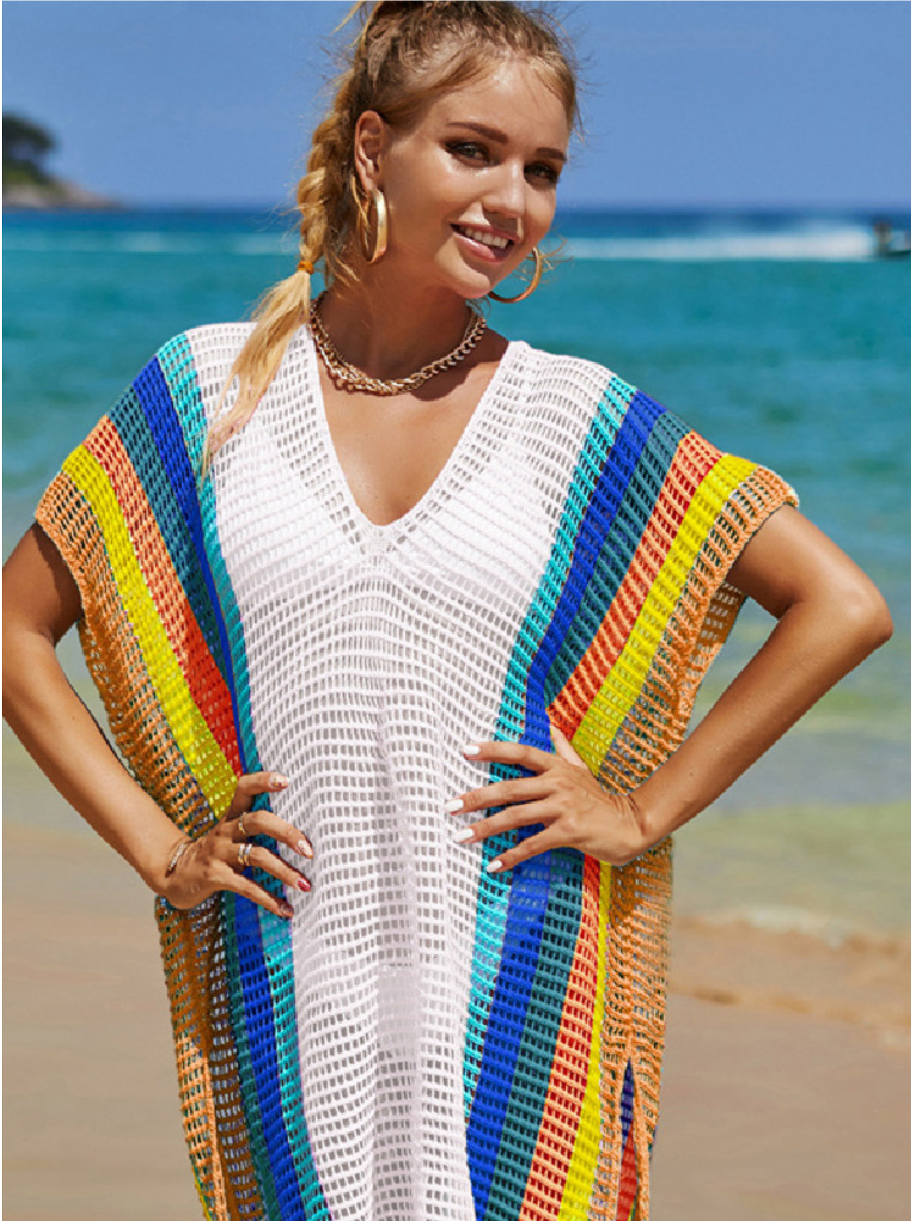 Tunique de plage en maille blanche Nolisse avec rayures verticales arc-en-ciel vibrantes pour femme, idéale pour l'été.
