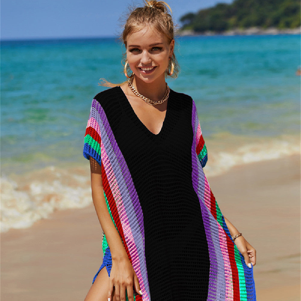 Tunique de plage en maille noir Nolisse avec rayures verticales arc-en-ciel vibrantes pour femme, idéale pour l'été.
